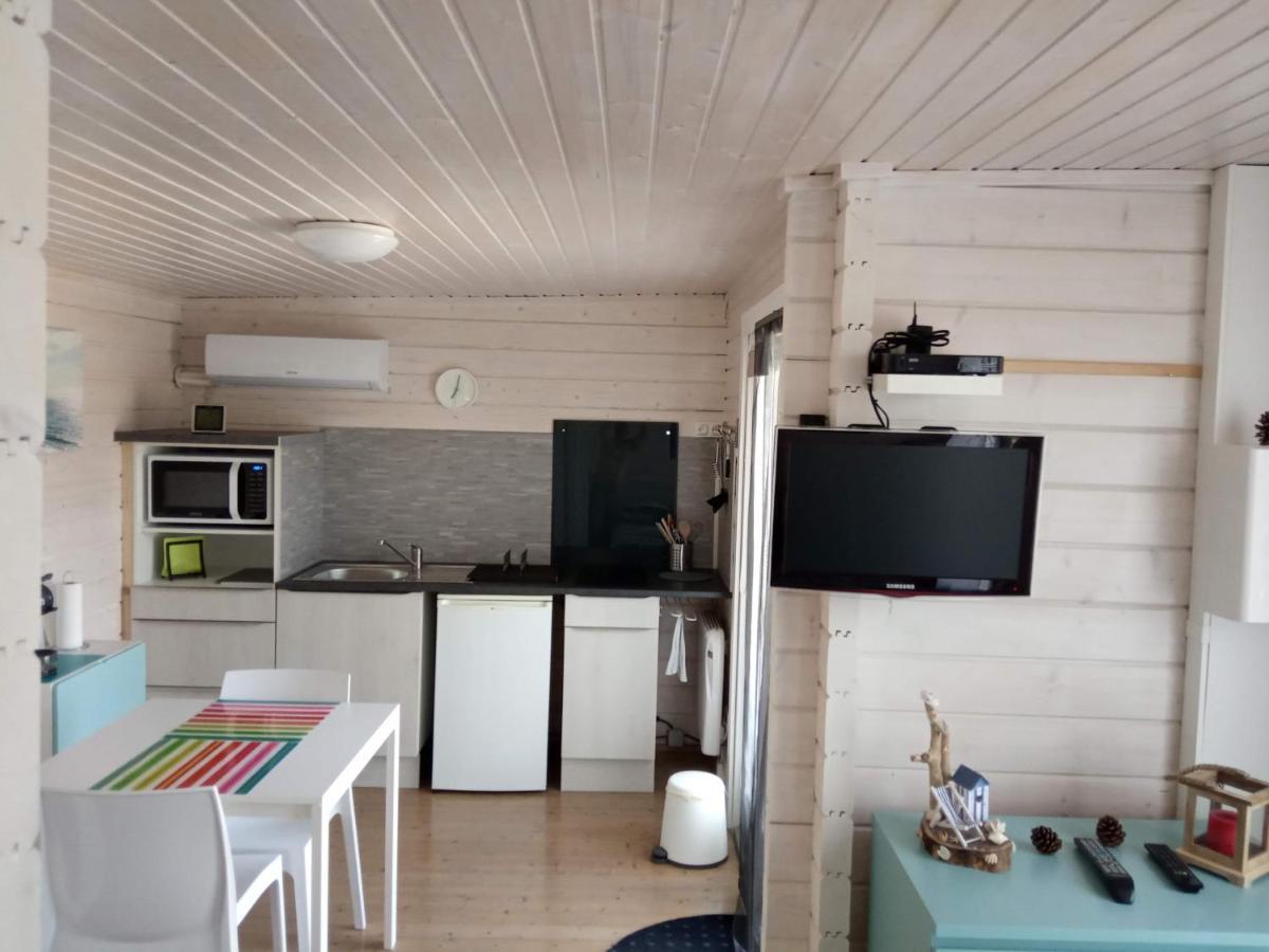 Agreable Petit Chalet Camarsac Exteriör bild