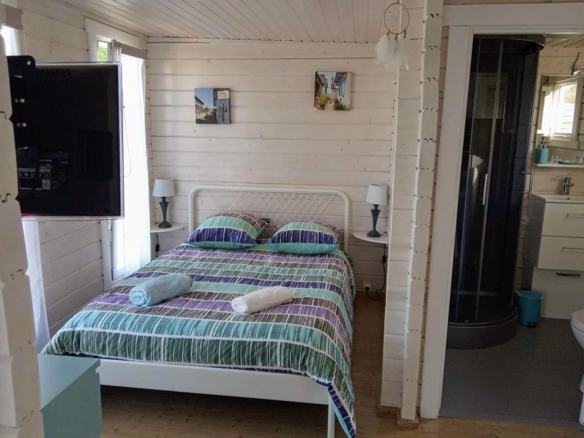Agreable Petit Chalet Camarsac Exteriör bild